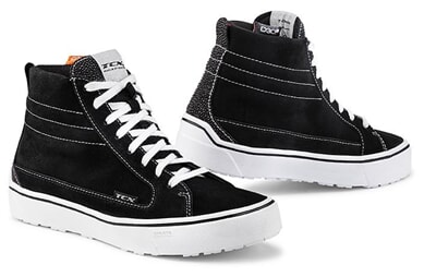 9424W-NERO WEB_Image TCX Street 3 Dame WP Sort 24 7 Lifestyle 9424_street_lady_wp_black2047066841_1.jpg