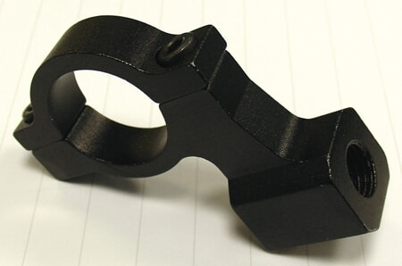 Speilfeste 22mm svart